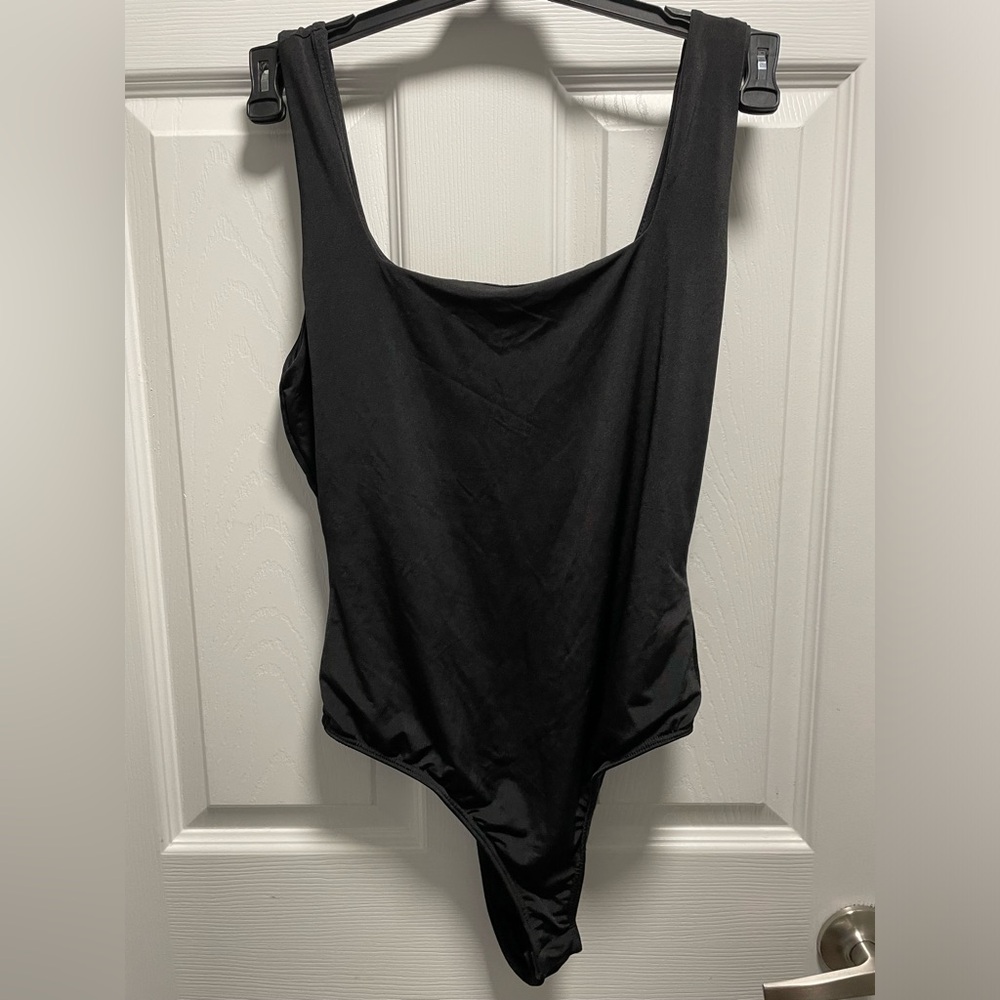 Elegant Black Women's Shapewear Bodysuit